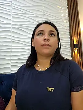 LizzRouse's cam snapshot