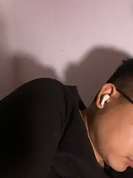 lixiaoshuai8 live sex cam