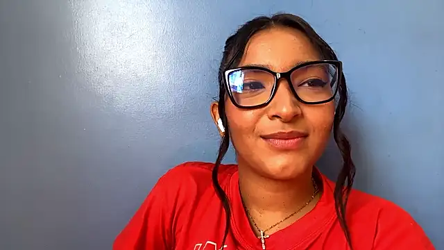 EstelleSchmeichel's cam snapshot