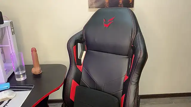 purr_queen's cam snapshot