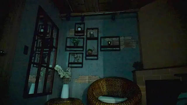 Amy_petitee's cam snapshot