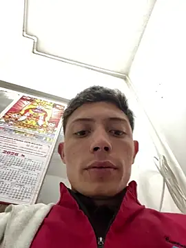 santiObrero live sex cam