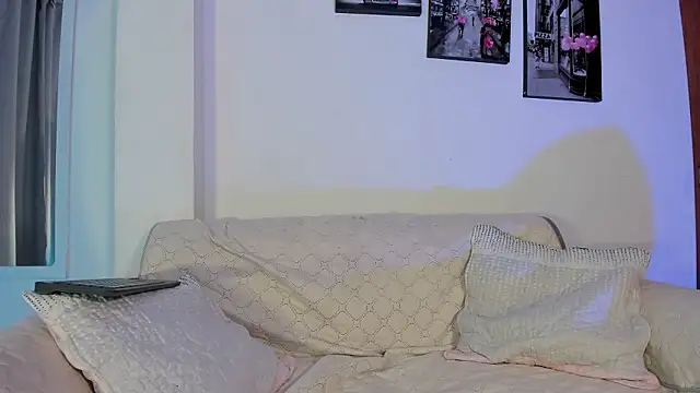 PauleteW10's cam snapshot