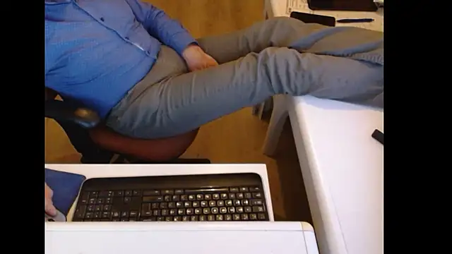 dutchpornking live sex cam