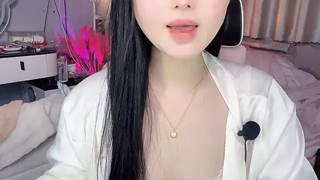 MI_KA22's cam snapshot