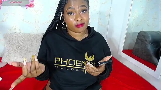 MARA_THOMPSONN's cam snapshot