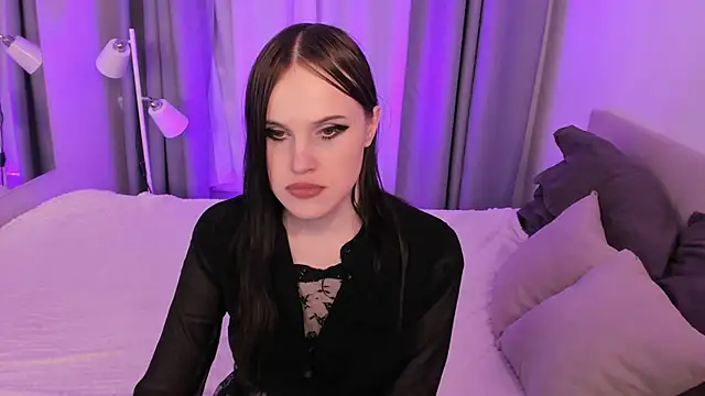 EffieMinki live sex cam