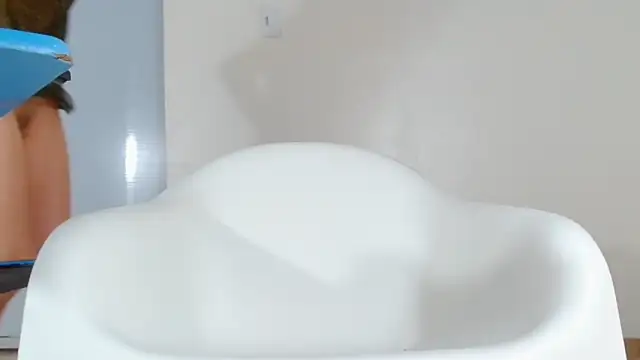 Little_Leksa's cam snapshot