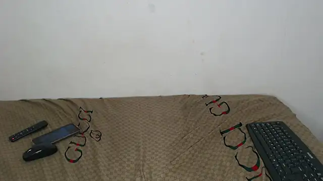 Belle2556's cam snapshot