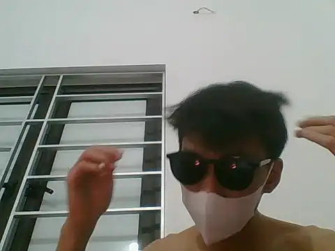 BlateNuprin live sex cam