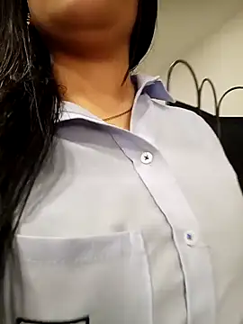 MAYE__13's cam snapshot