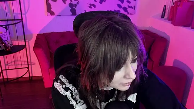 CrystallBloom's cam snapshot