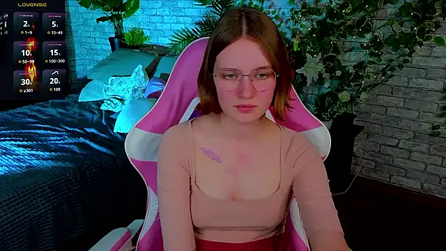 Mia_Mooore's cam snapshot