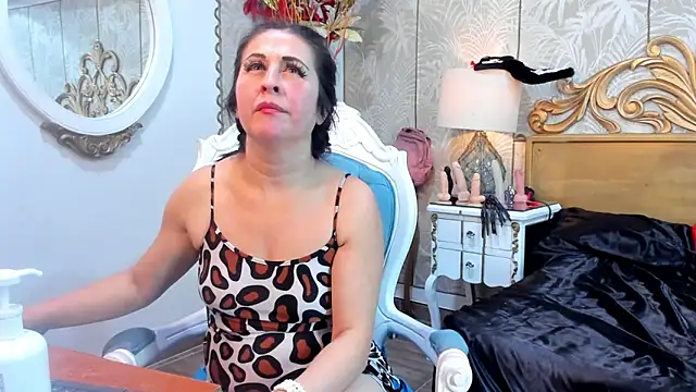 Scarlet__Milff live sex cam