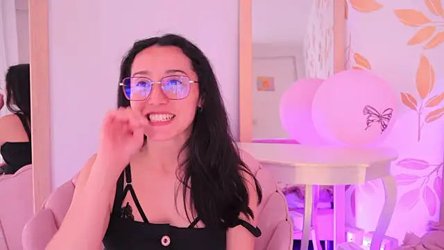 Ginevra_esposito's cam snapshot