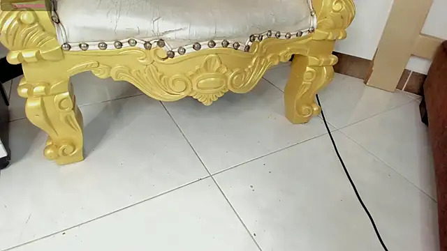 Sarah_Mistress_'s cam snapshot