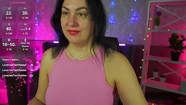 VelvetLuck's cam snapshot