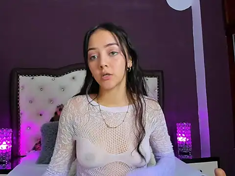 JadeRouse18's cam snapshot