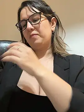 amooraaamoon's cam snapshot