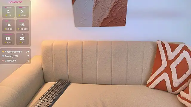 TinyCherryy's cam snapshot