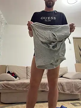 Pablo_Hornyguy95 live sex cam