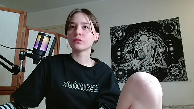 Mysterious_Toy's cam snapshot