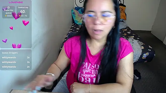 Miss__kendra_'s cam snapshot