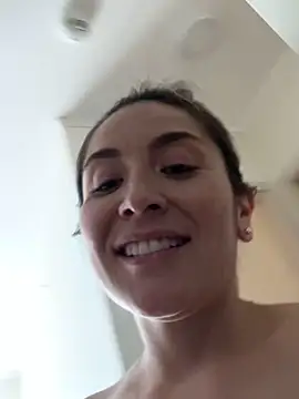 Mariana_gom's cam snapshot