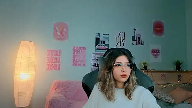 dinnerwithflowers's cam snapshot