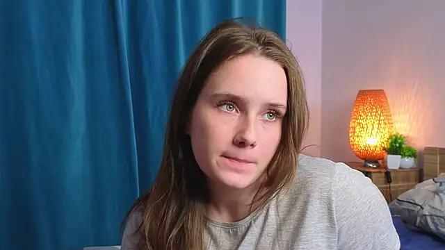 GenevieNyreen's cam snapshot