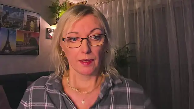 vanessa_chat's cam snapshot