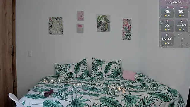 Agatha_Vixen's cam snapshot