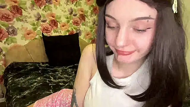 ElizabethKolm's cam snapshot