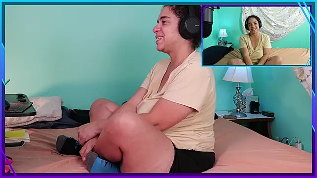 nsfwismorefun's cam snapshot