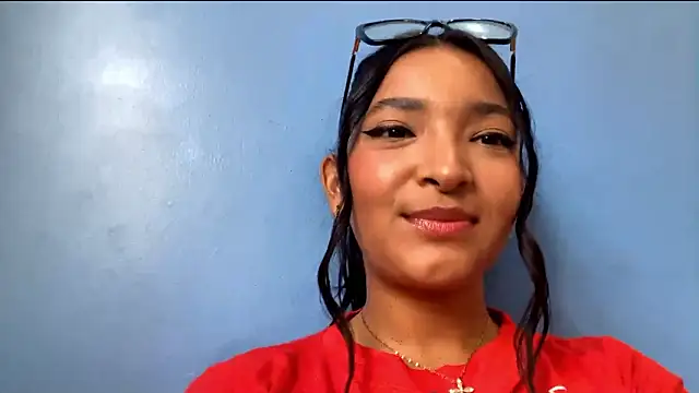 EstelleSchmeichel's cam snapshot