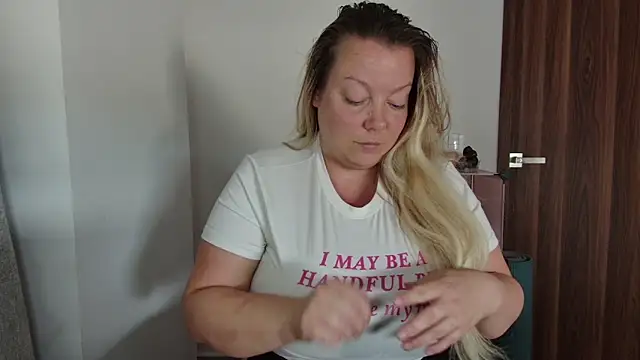 Beauty4AGent's cam snapshot