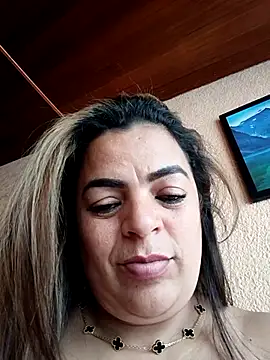 Mia-Glow's cam snapshot