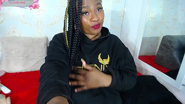 MARA_THOMPSONN's cam snapshot