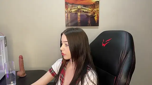 purr_queen's cam snapshot