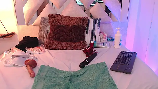 sofy_bonnet's cam snapshot