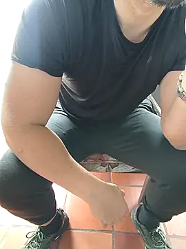 Blanco2023 live sex cam