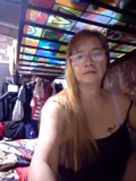 SexyHottMom's cam snapshot