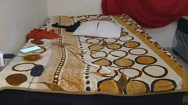 slut-Nana's cam snapshot