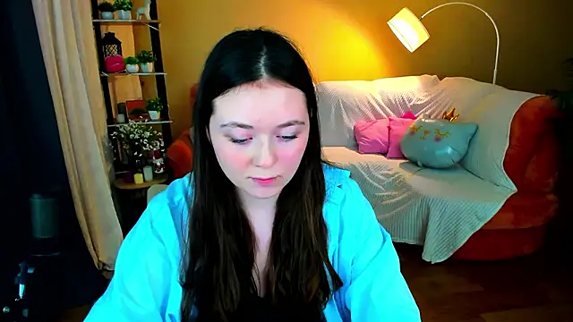 AlluringLookk's cam snapshot