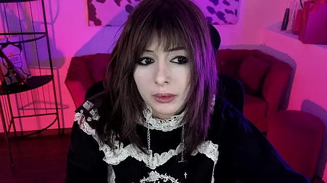 CrystallBloom's cam snapshot