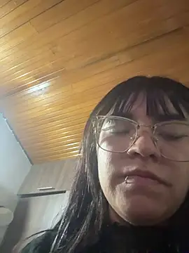 AngieRousse_'s cam snapshot