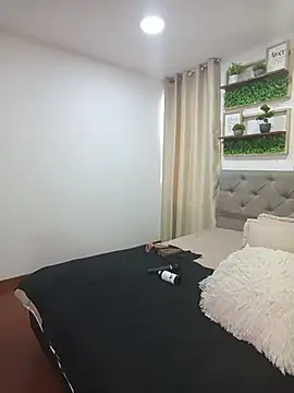 sasi_luna live sex cam