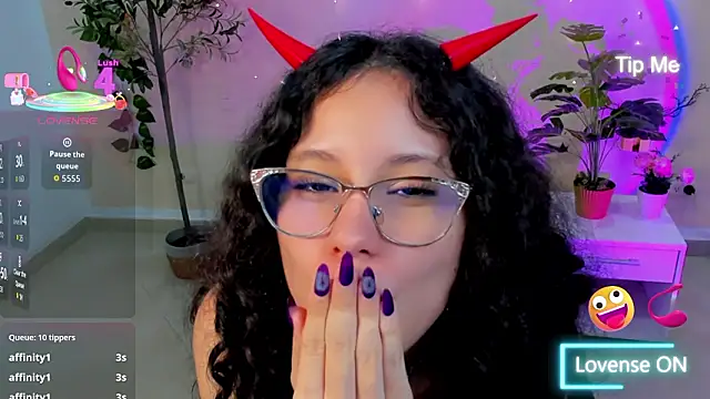 Krysten_Riter live sex cam