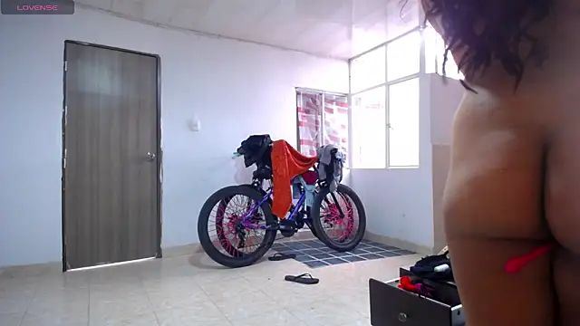 alicep_1's cam snapshot