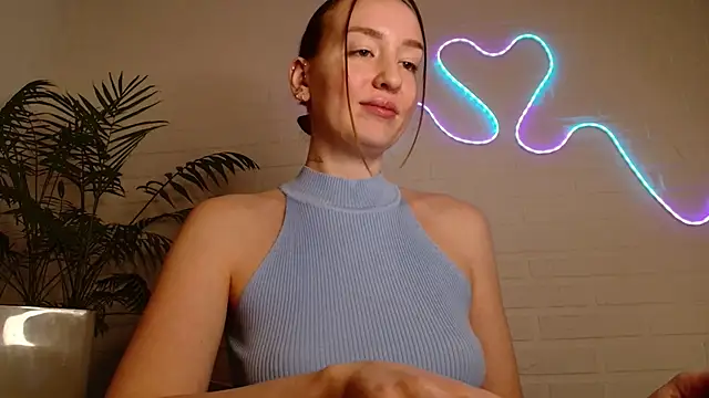 WhitePrincessLuna's cam snapshot